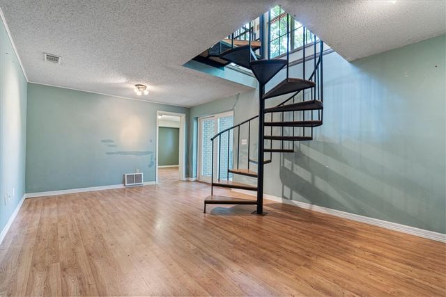4224 N Taliesin Lane, Fayetteville, AR 72703