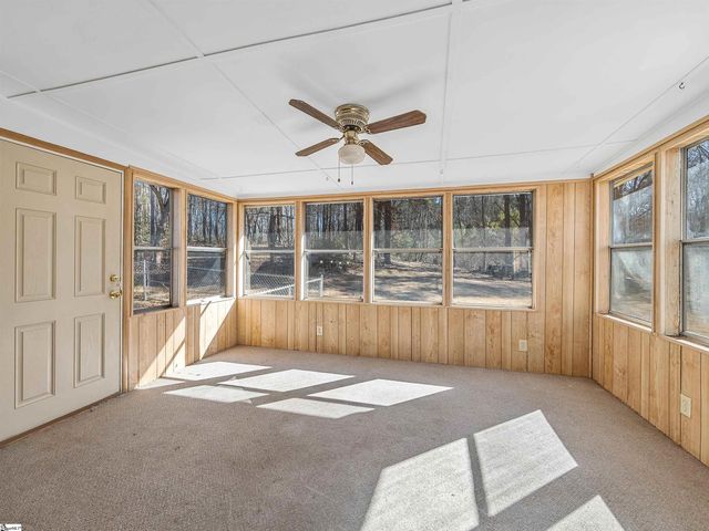 1240 Dickson Road, Campobello, SC 29349