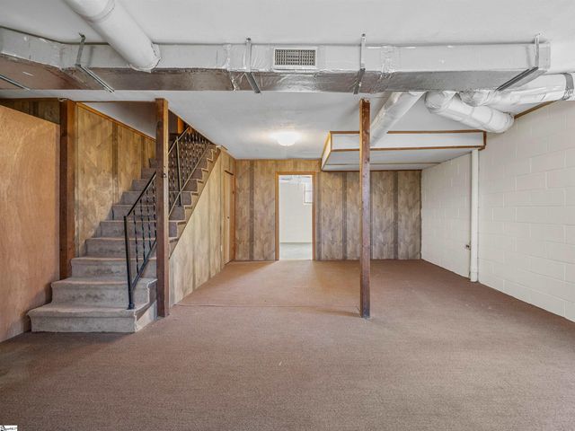 1240 Dickson Road, Campobello, SC 29349