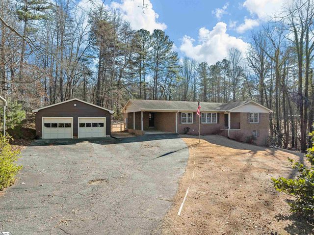 1240 Dickson Road, Campobello, SC 29349