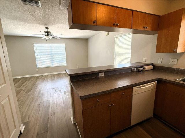 655 3RD AVENUE N D, Safety Harbor, FL 34695