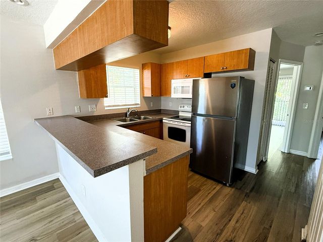 655 3RD AVENUE N D, Safety Harbor, FL 34695