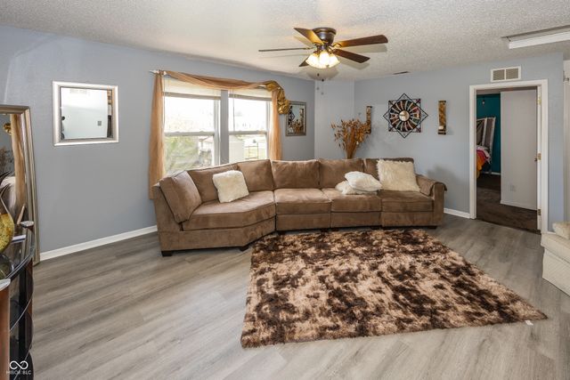 6603 W Charleston Way, Mccordsville, IN 46055