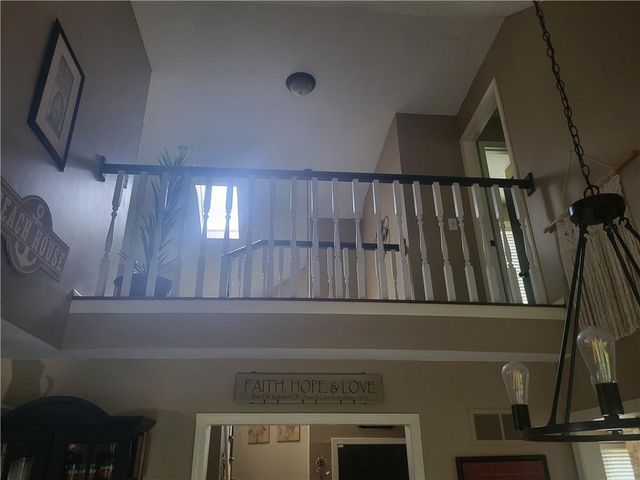 822 SW Lighthouse Point, Lee's Summit, MO 64082