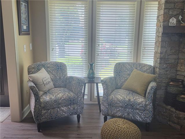 822 SW Lighthouse Point, Lee's Summit, MO 64082