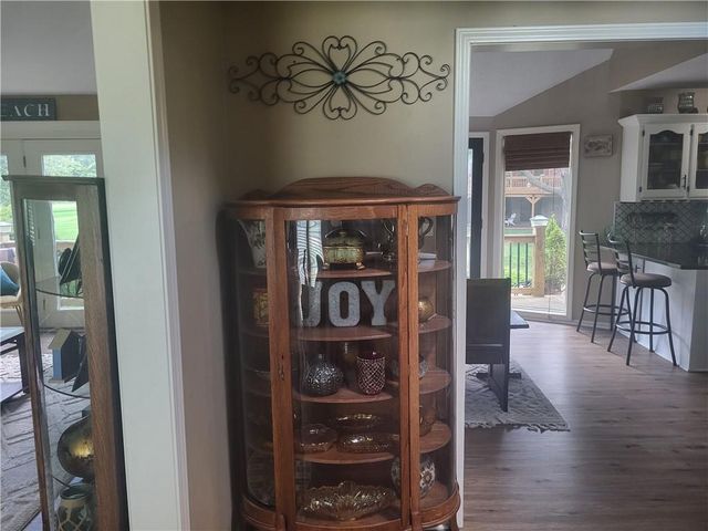 822 SW Lighthouse Point, Lee's Summit, MO 64082