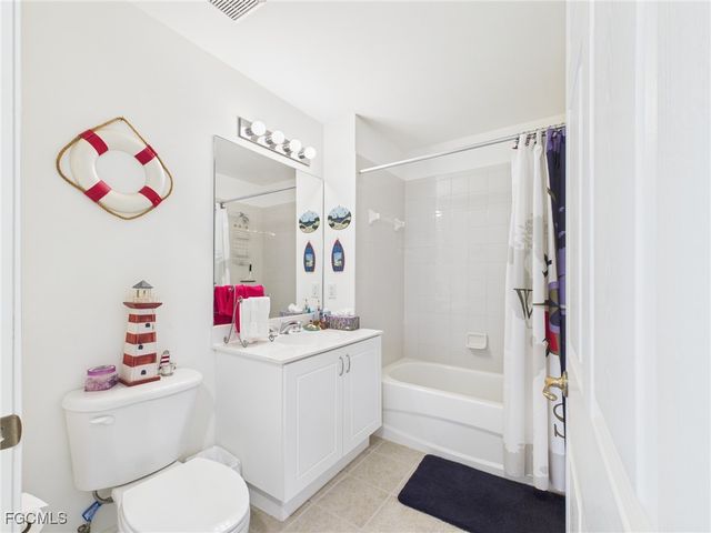 1518 SW 50th ST 303, Cape Coral, FL 33914