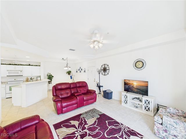 1518 SW 50th ST 303, Cape Coral, FL 33914