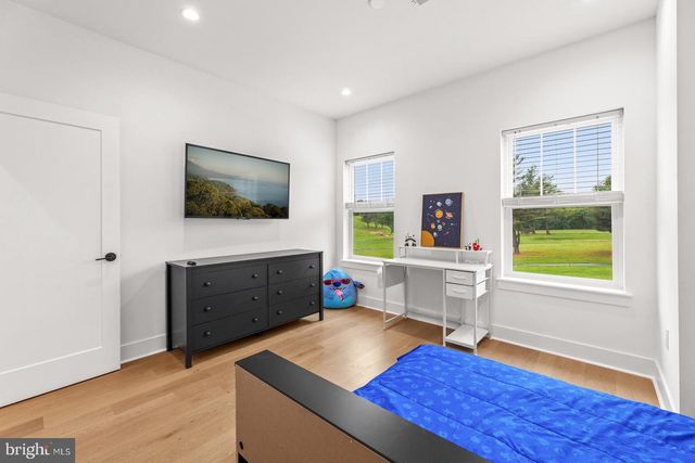 3606 GOLFVIEW LN, Philadelphia, PA 19114
