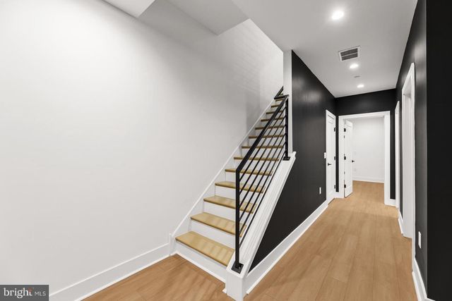 3606 GOLFVIEW LN, Philadelphia, PA 19114