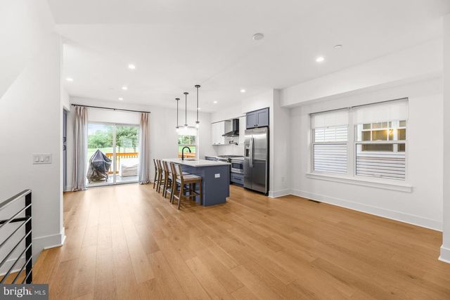 3606 GOLFVIEW LN, Philadelphia, PA 19114