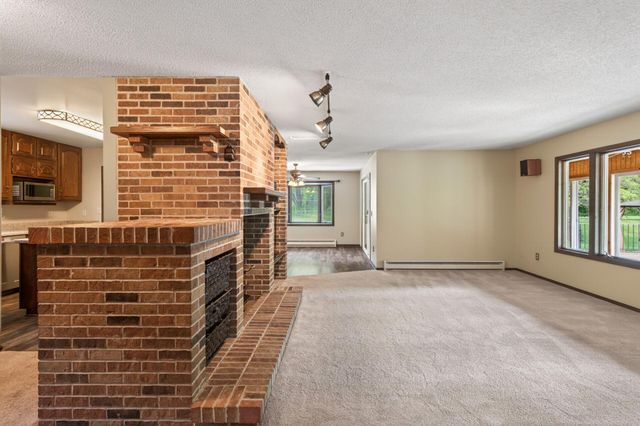 5737 N Highlands Court, Lake Elmo, MN 55042