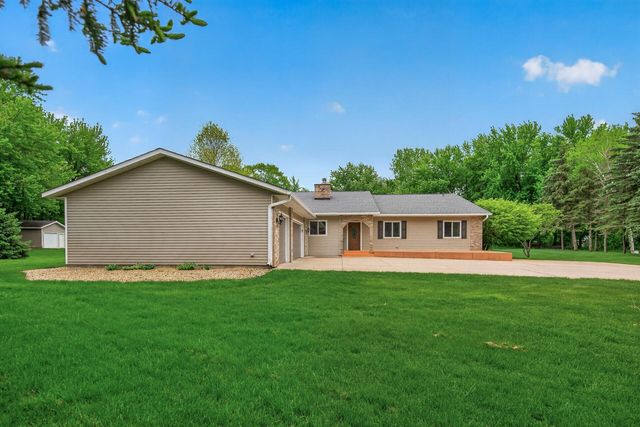 5737 N Highlands Court, Lake Elmo, MN 55042