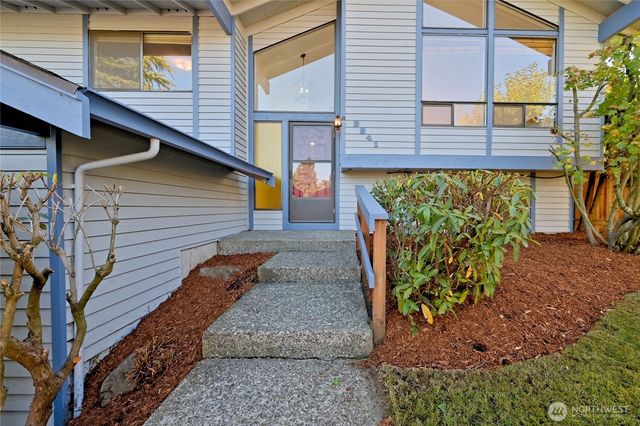 2841 SW 342nd Street, Federal Way, WA 98023