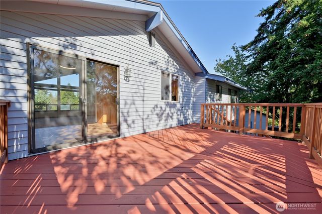 2841 SW 342nd Street, Federal Way, WA 98023