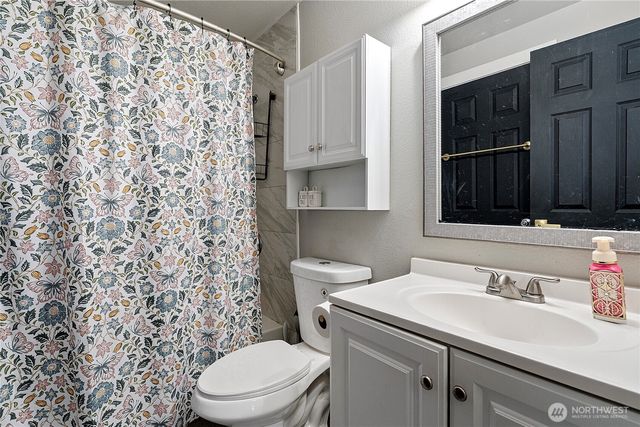 16916 20th Avenue E, Spanaway, WA 98387