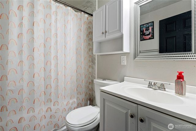 16916 20th Avenue E, Spanaway, WA 98387
