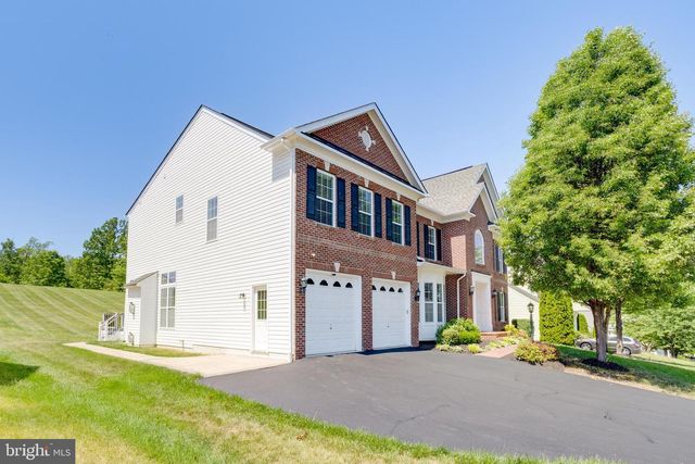 18475 KERILL RD, Triangle, VA 22172