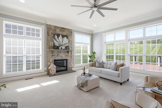18475 KERILL RD, Triangle, VA 22172