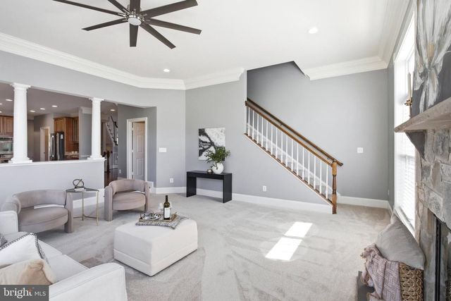 18475 KERILL RD, Triangle, VA 22172