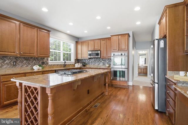 18475 KERILL RD, Triangle, VA 22172