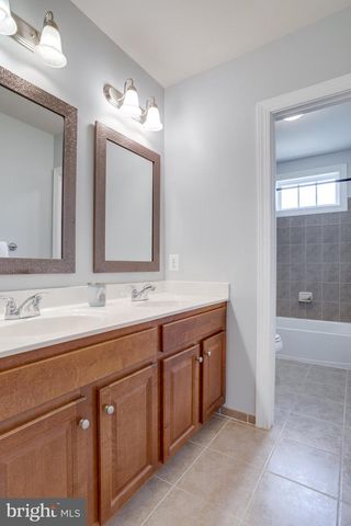 18475 KERILL RD, Triangle, VA 22172