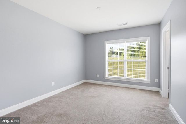 18475 KERILL RD, Triangle, VA 22172