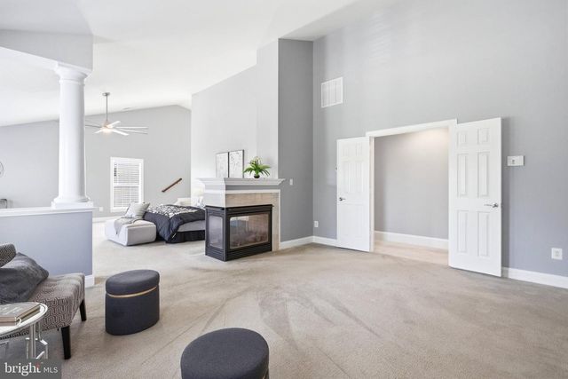 18475 KERILL RD, Triangle, VA 22172