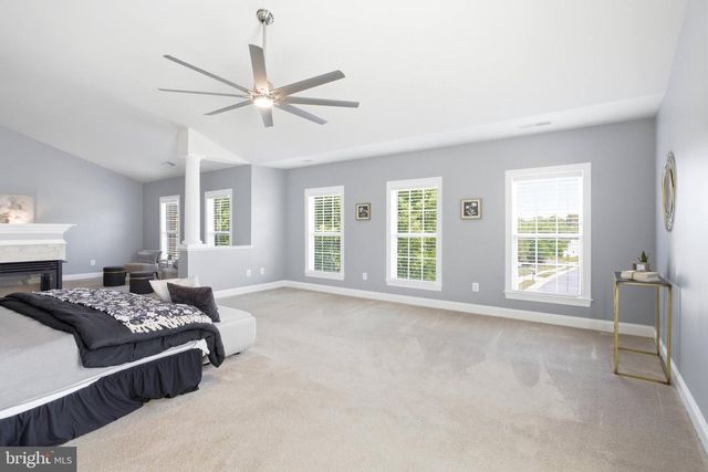 18475 KERILL RD, Triangle, VA 22172