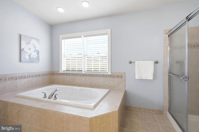 18475 KERILL RD, Triangle, VA 22172