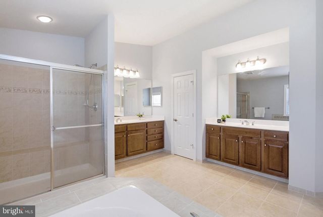18475 KERILL RD, Triangle, VA 22172