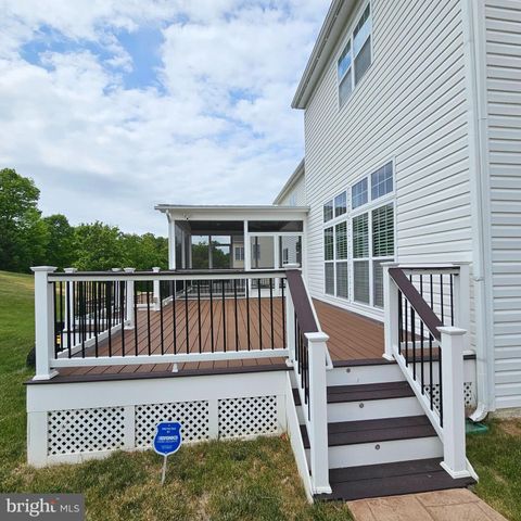 18475 KERILL RD, Triangle, VA 22172