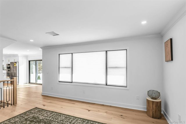 8 Allison Drive, Old Bethpage, NY 11804