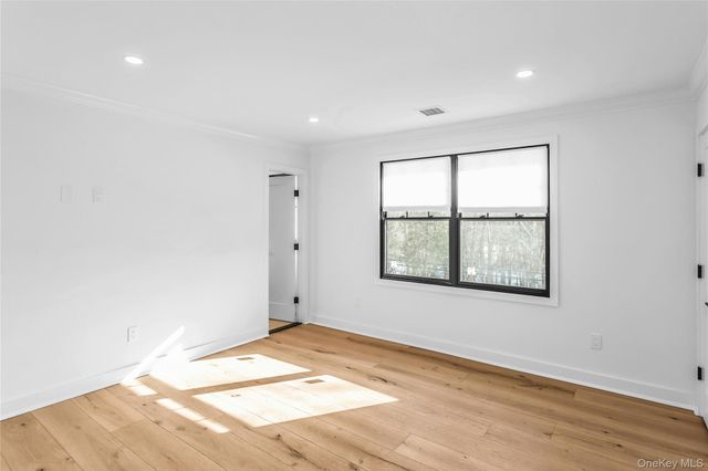 8 Allison Drive, Old Bethpage, NY 11804