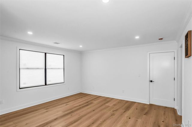 8 Allison Drive, Old Bethpage, NY 11804