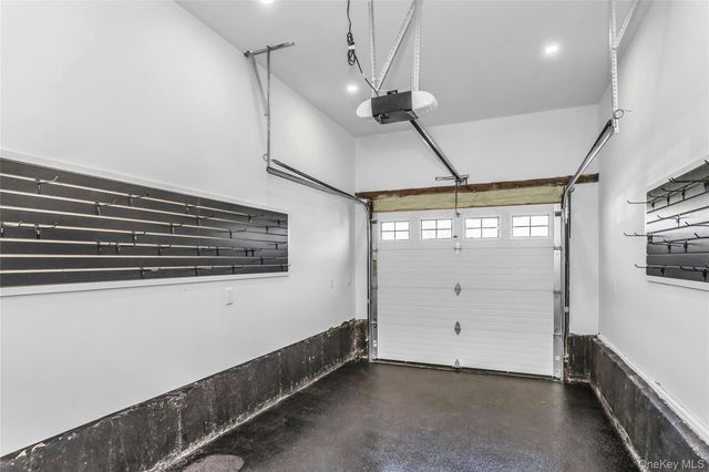 8 Allison Drive, Old Bethpage, NY 11804