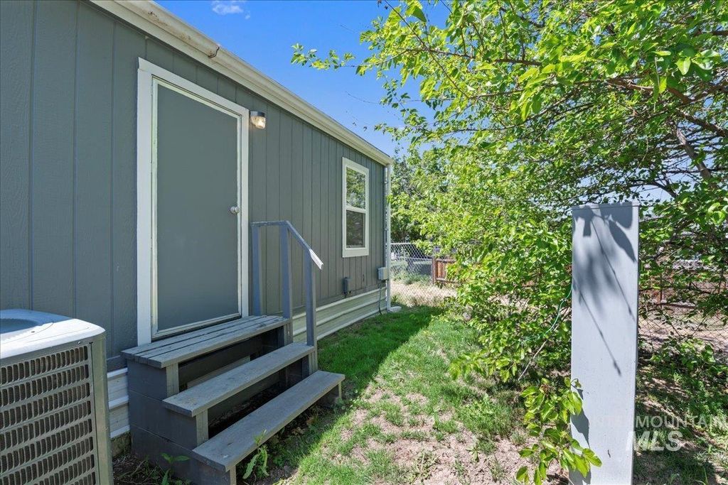 424 W Cherry Ln 137, Meridian, ID 83642 photo 18