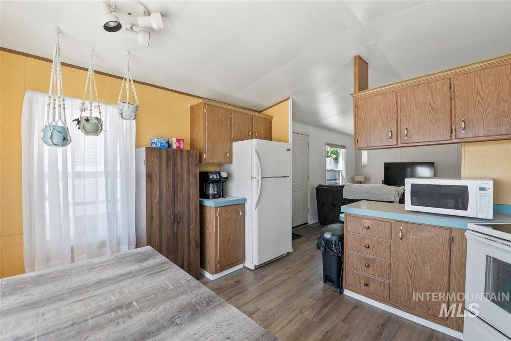 424 W Cherry Ln 137, Meridian, ID 83642 photo 7