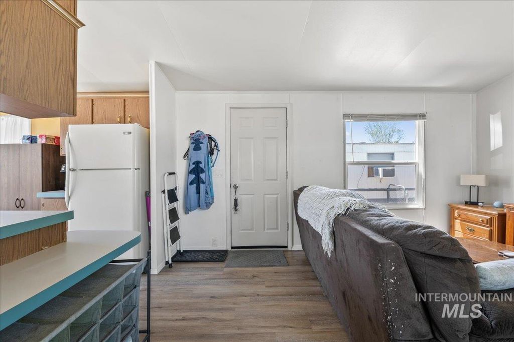 424 W Cherry Ln 137, Meridian, ID 83642 photo 9