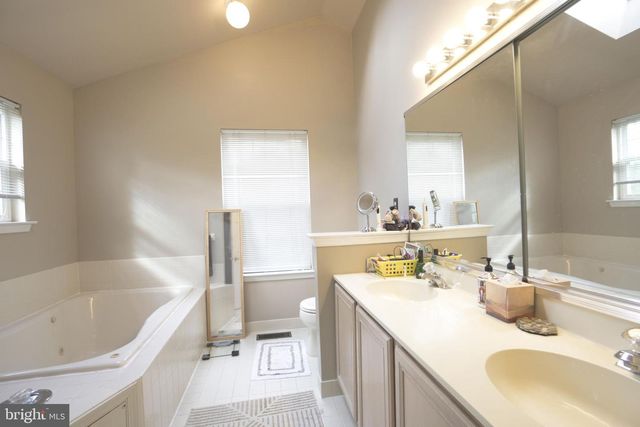 2041 GREENES WAY CIR, Collegeville, PA 19426