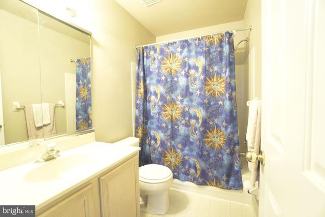 2041 GREENES WAY CIR, Collegeville, PA 19426