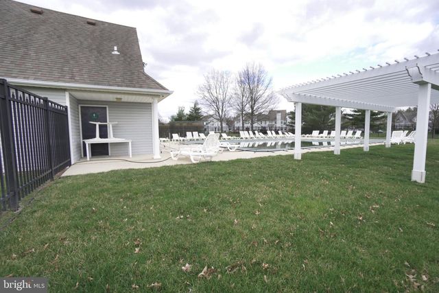2041 GREENES WAY CIR, Collegeville, PA 19426