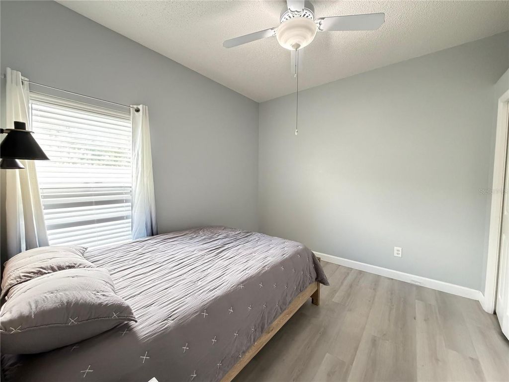 Image 22 of property listing at 1029 SURGE COURT, Orlando, FL 32828