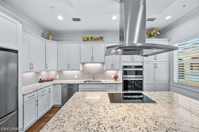 21530 Strada Nuova CIR 409, Estero, FL 33928