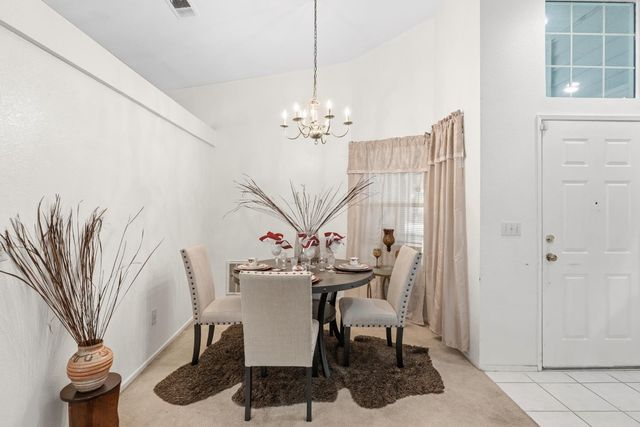 822 Woodstream St, Stockton, CA 95206