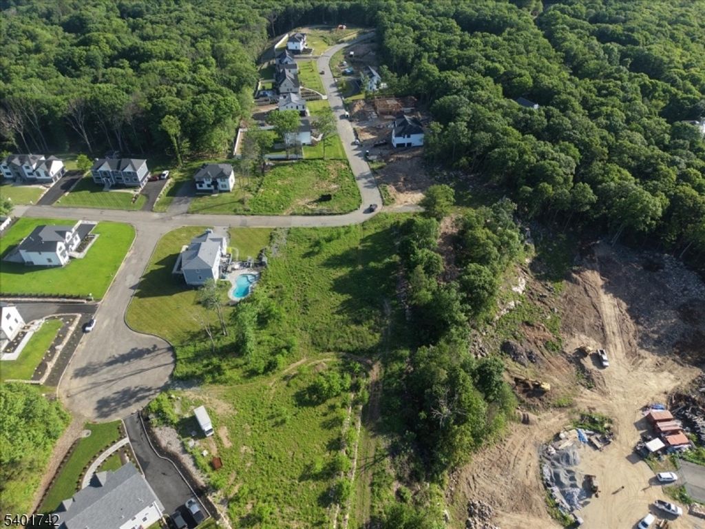 60 Heritage Dr, West Milford Twp., NJ 07480 — photo 4