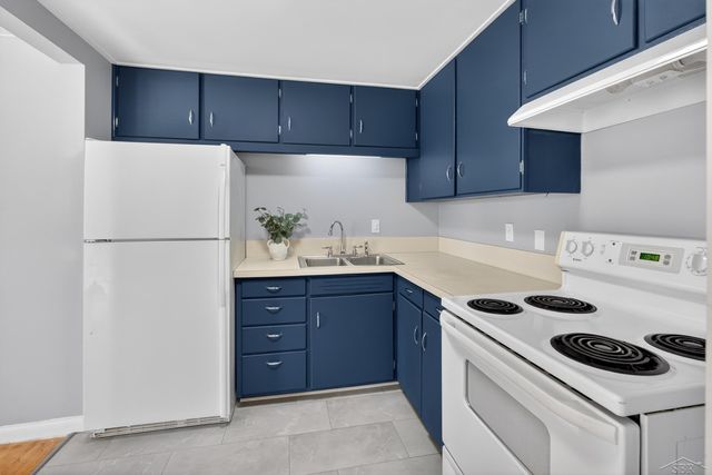 2419 Damman Drive, Midland, MI 48640