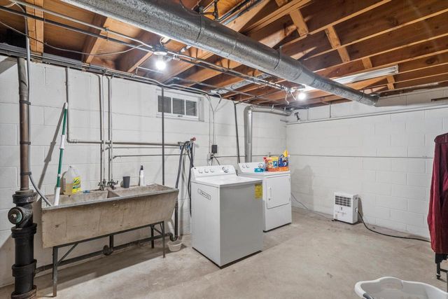 27 Oregon STREET, Mount Pleasant, WI 53405