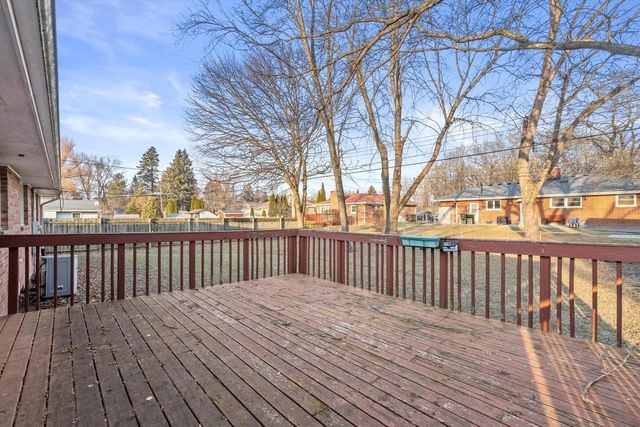 27 Oregon STREET, Mount Pleasant, WI 53405