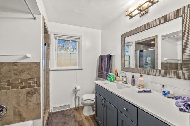 27 Oregon STREET, Mount Pleasant, WI 53405